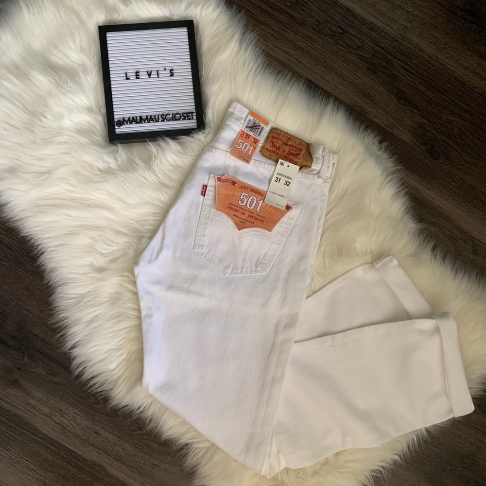 NWT Levi’s Vintage Style White 501 Straight Jeans